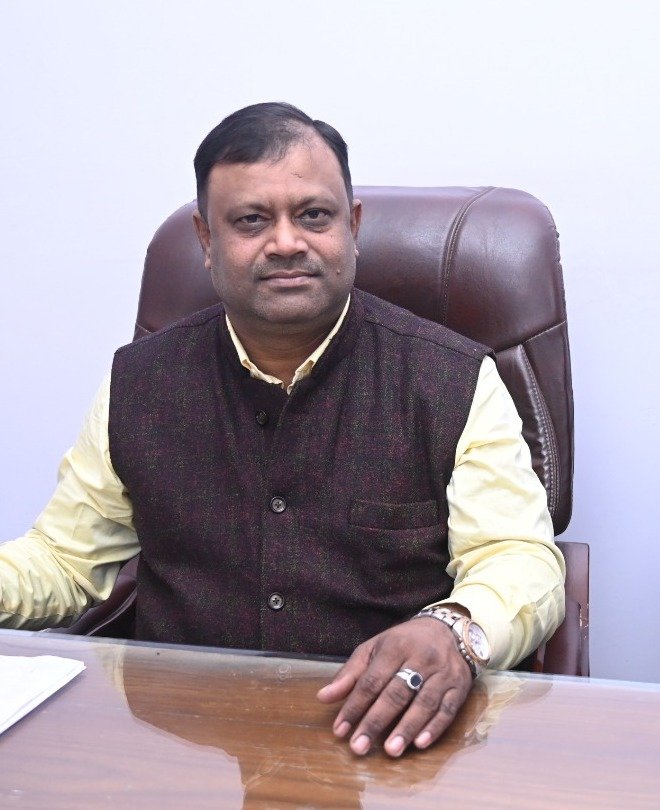 Mr. Om Praksh
